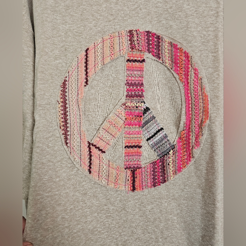 NWT Three Bird Nest Easel Peace of Mind crochet embroidered half-length sleeves - Picture 8 of 17